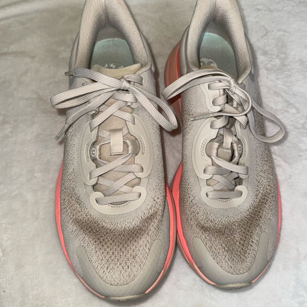 Lululemon chargefeel shoes